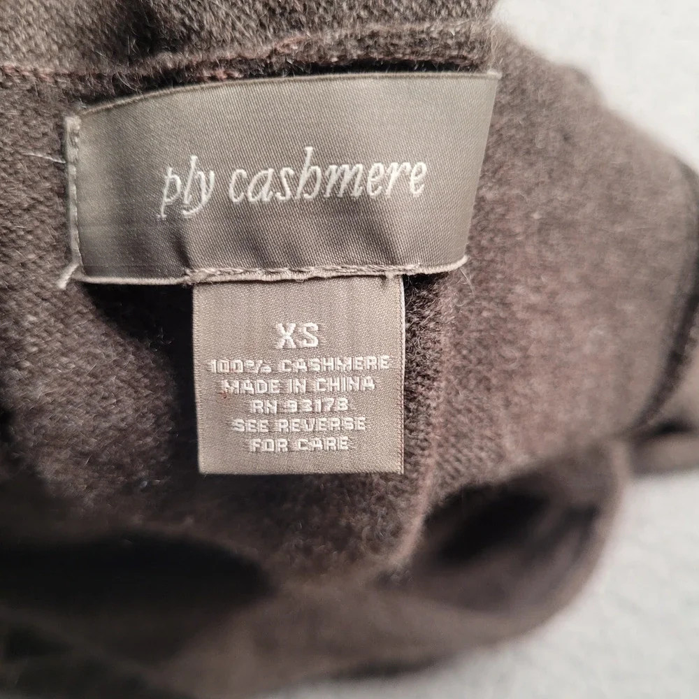 4pc CASHMERE Sweaters Tops Lot Crafts Cutter Flaws Holes‎ Upcycle Fabric DIY